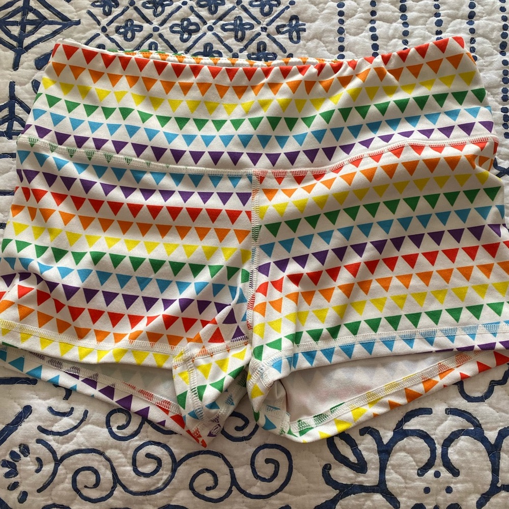 Pride rainbow Fleo booty shorts